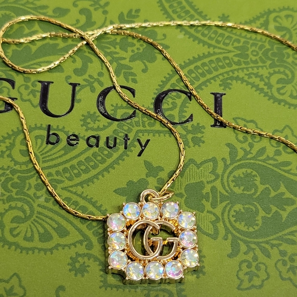 Gucci GG Logo Arora Borealis Crystal Charm, 18" Gold Plated Chain - Picture 1 of 6